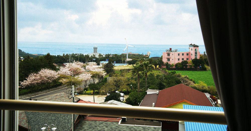 Hotel The Grang Jungmun ซอกวีโพ ภายนอก รูปภาพ