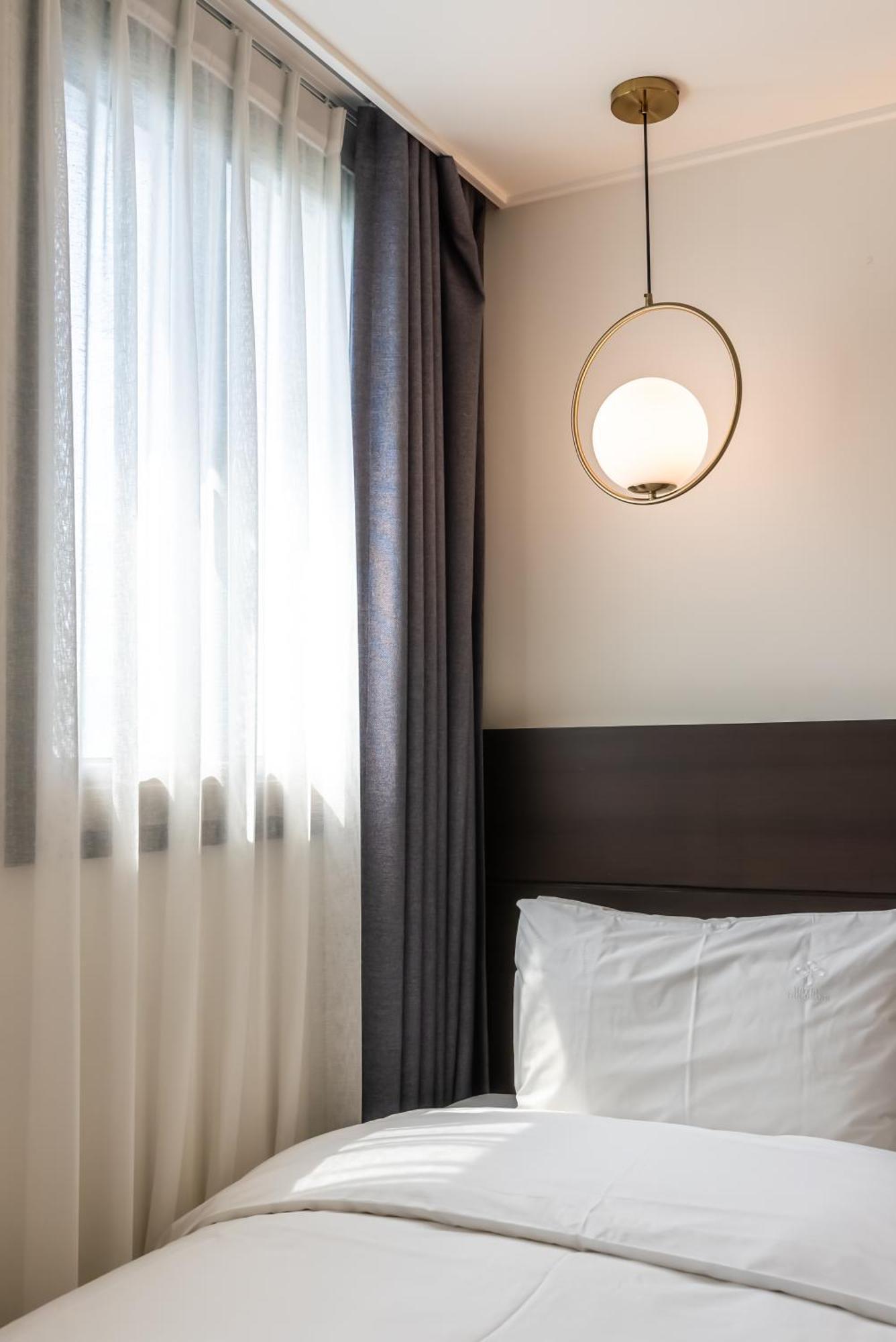 Hotel The Grang Jungmun ซอกวีโพ ภายนอก รูปภาพ